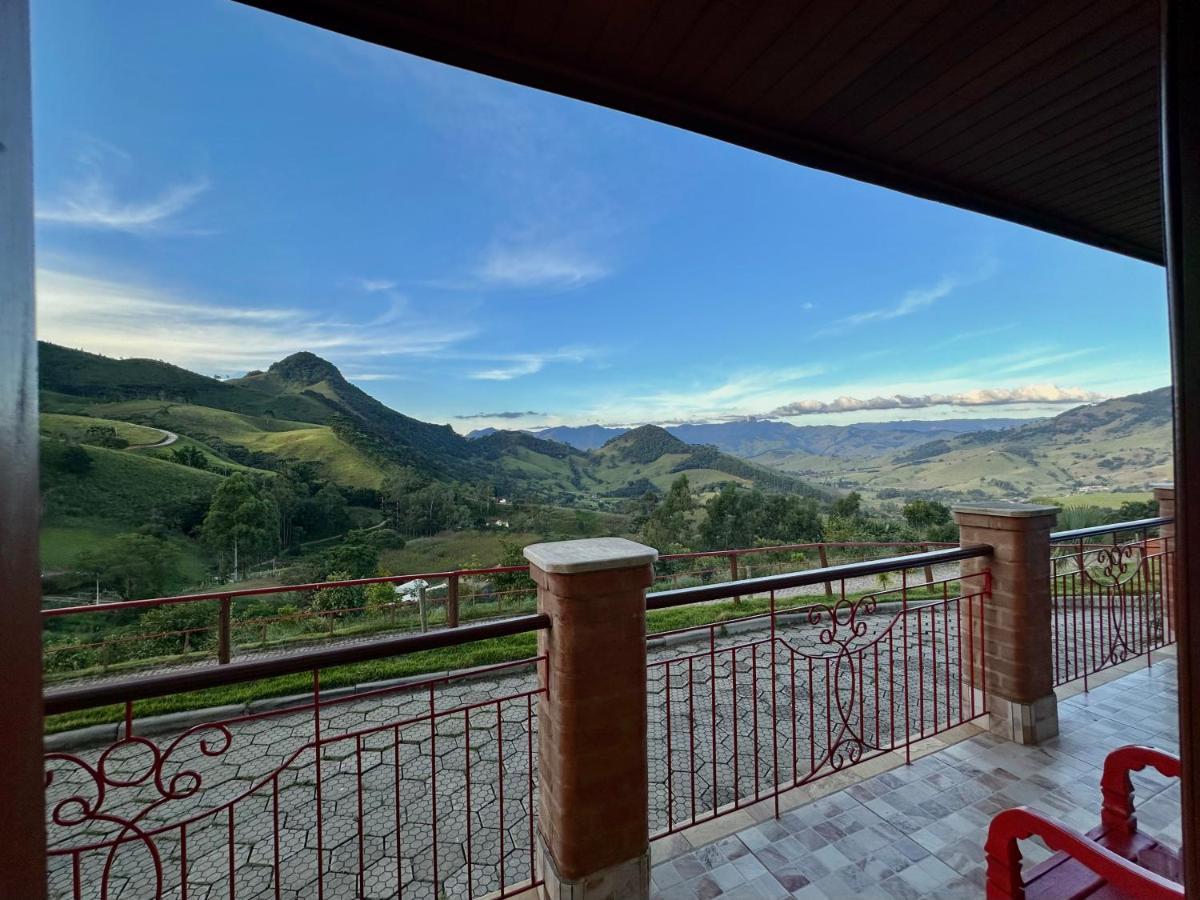 Pousada Aldeia Manacas Sao Bento do Sapucai Bagian luar foto
