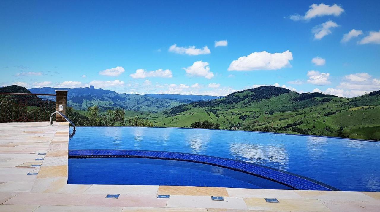 Pousada Aldeia Manacas Sao Bento do Sapucai Bagian luar foto